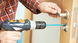 Automotive Locksmith at Glenwood, Massachusetts